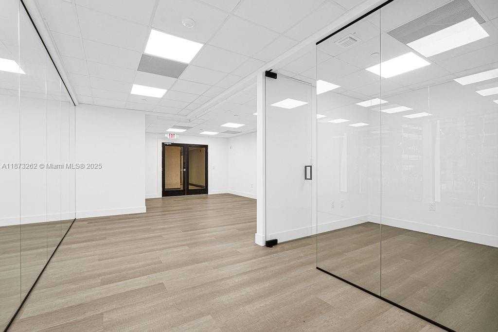 Small Image of 1110 BRICKELL AVE #310A-B, Miami Number 31