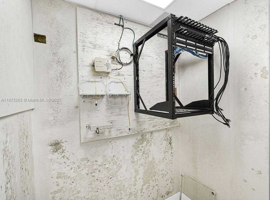 Small Image of 1110 BRICKELL AVE #310A-B, Miami Number 36