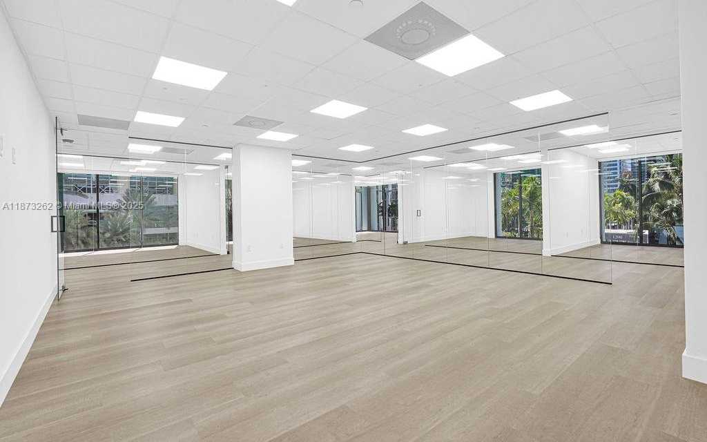 Small Image of 1110 BRICKELL AVE #310A-B, Miami Number 39