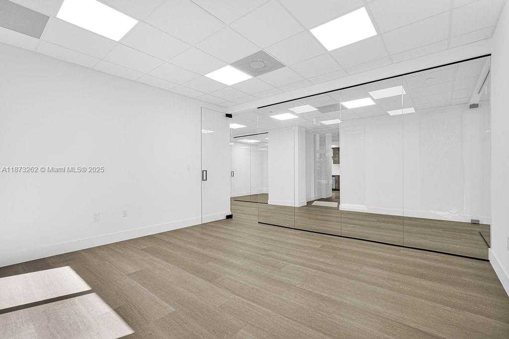Small Image of 1110 BRICKELL AVE #310A-B, Miami Number 67