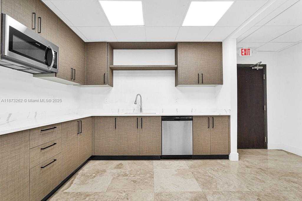 Small Image of 1110 BRICKELL AVE #310A-B, Miami Number 76