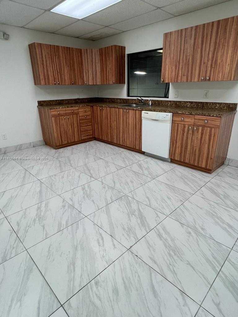 Small Image of 2281 NORTH WEST 95TH AVE, Doral Number 7