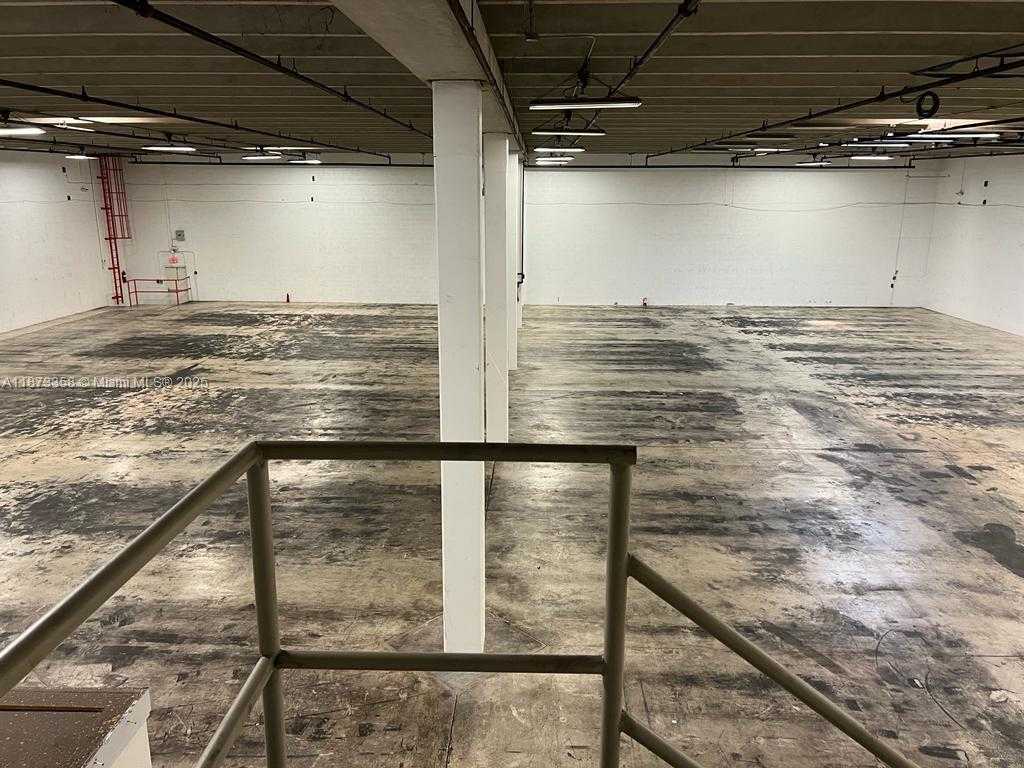 Small Image of 2281 NORTH WEST 95TH AVE, Doral Number 8