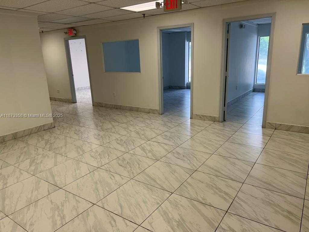 Small Image of 2281 NORTH WEST 95TH AVE, Doral Number 9