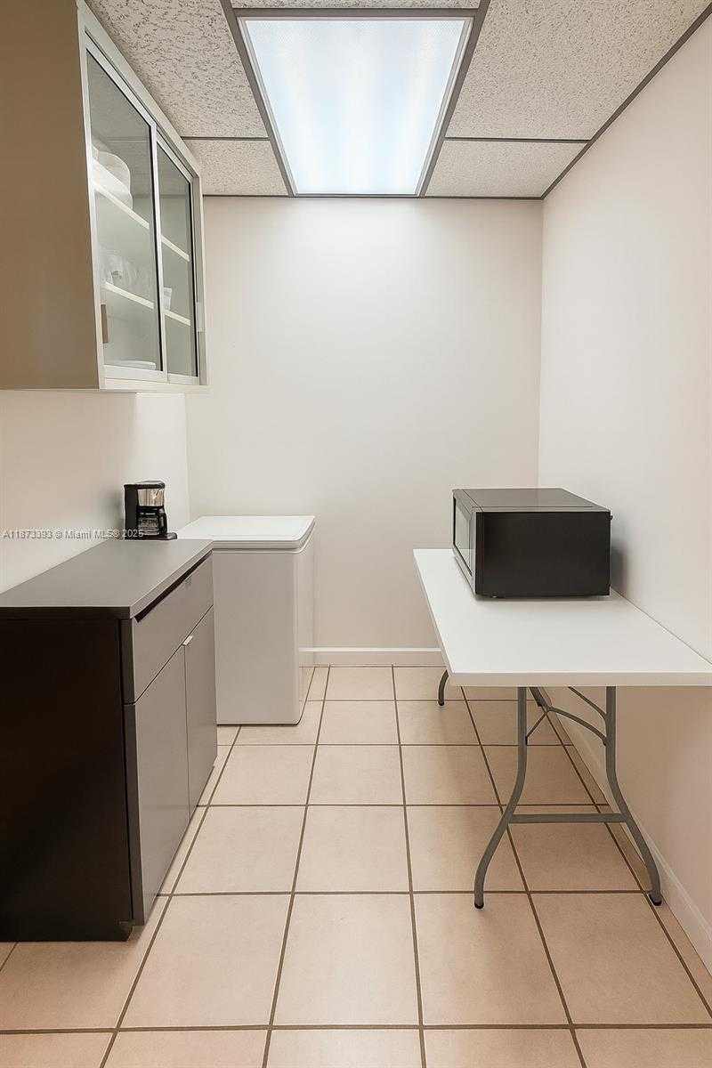 Small Image of 6065 NORTH WEST 167TH ST #B11, Hialeah Number 6