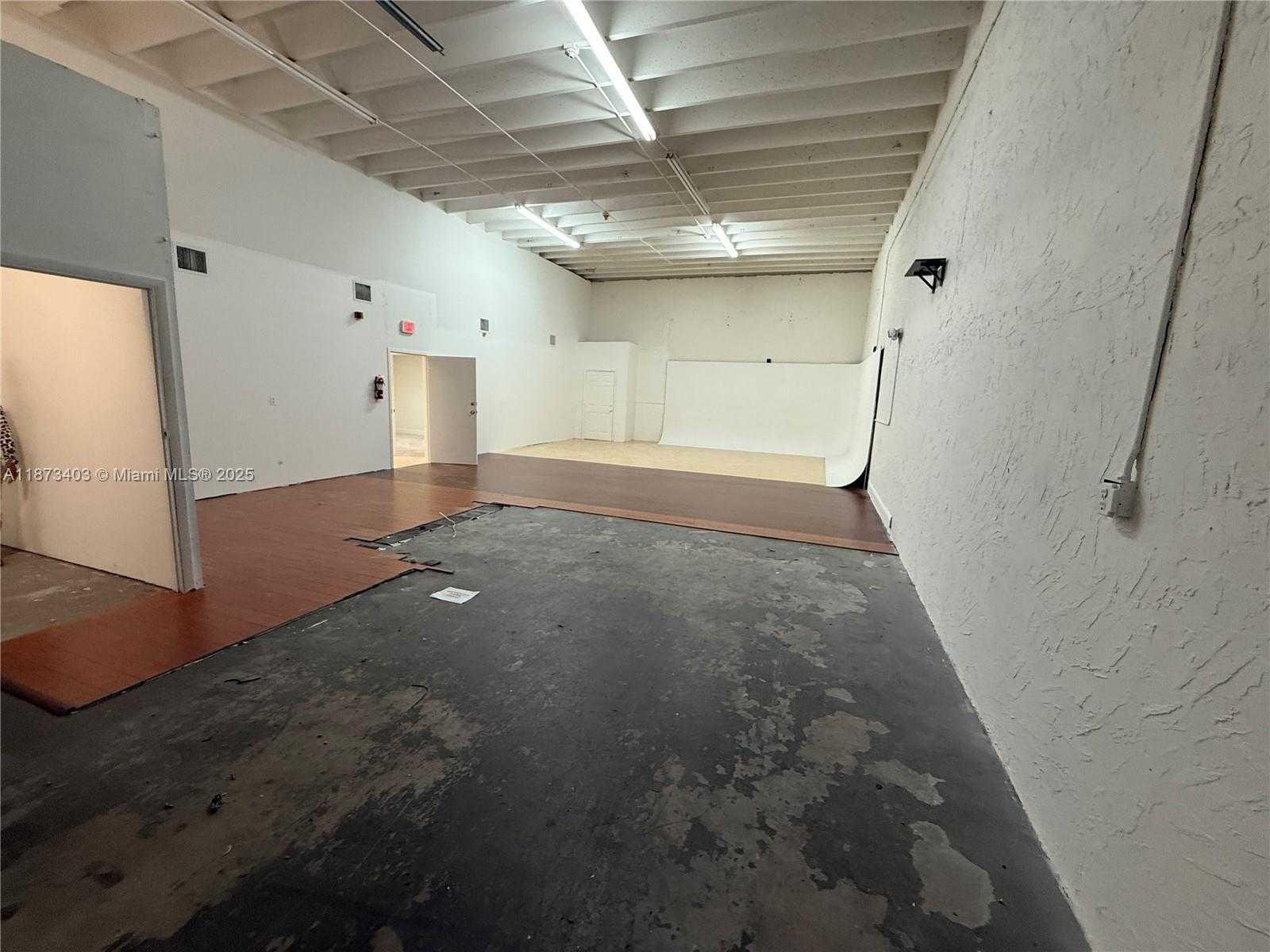Small Image of 6157 NORTH WEST 167TH ST #F25, Hialeah Number 10