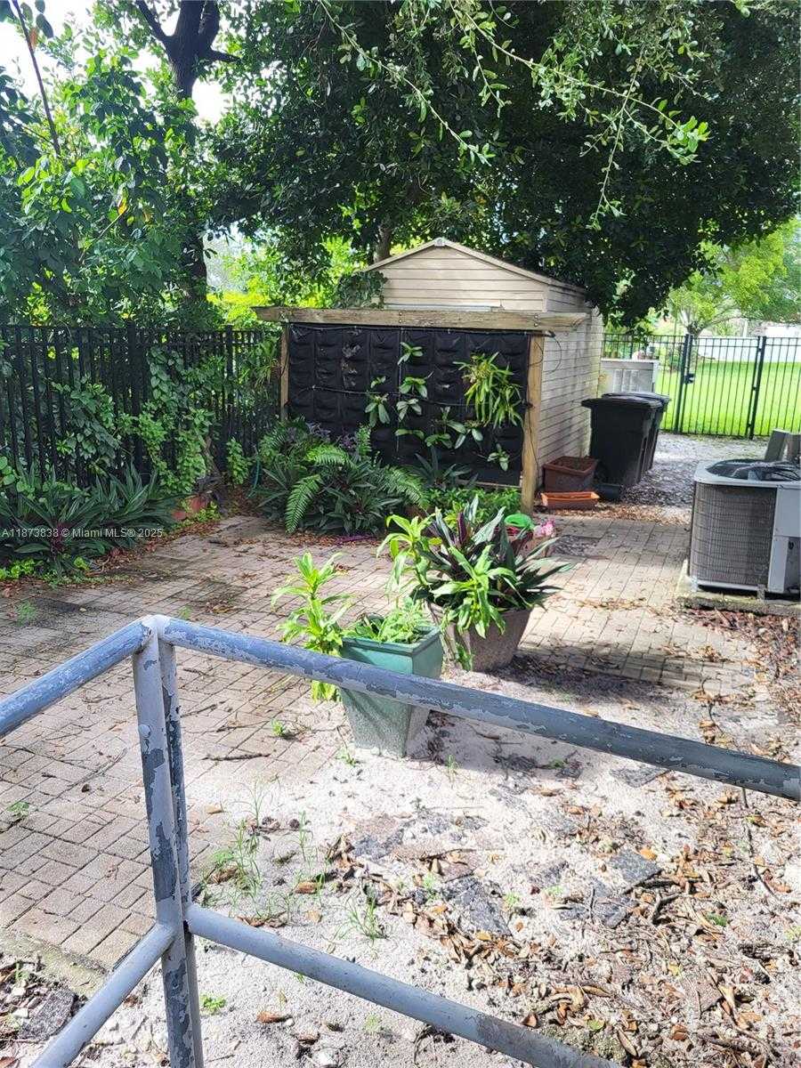 Small Image of 3621 NORTH WEST 90TH TER, Sunrise Number 14