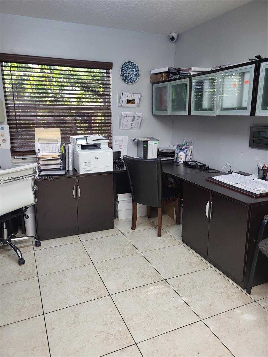 Small Image of 3621 NORTH WEST 90TH TER, Sunrise Number 9