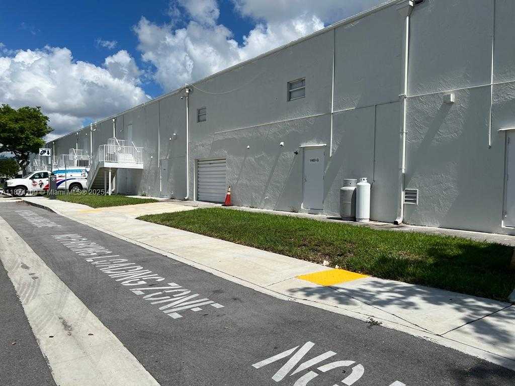 Small Image of 1460 NORTH WEST 107TH AVE #35H, Sweetwater Number 6