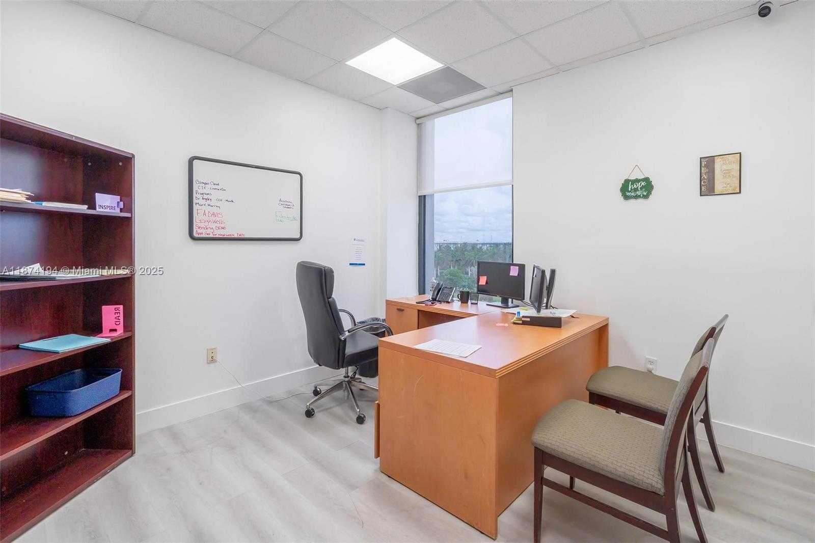 Small Image of 12550 BISCAYNE BLVD #500, North Miami Number 11