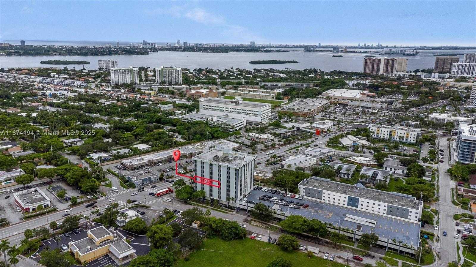 Small Image of 12550 BISCAYNE BLVD #500, North Miami Number 47