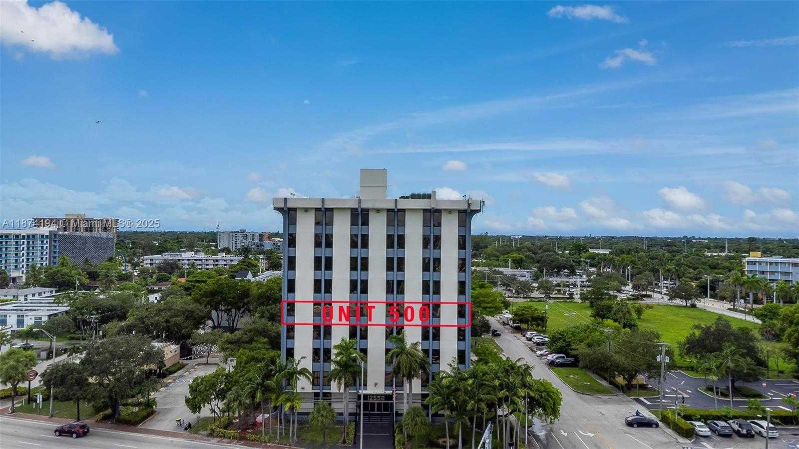 Small Image of 12550 BISCAYNE BLVD #500, North Miami Number 57