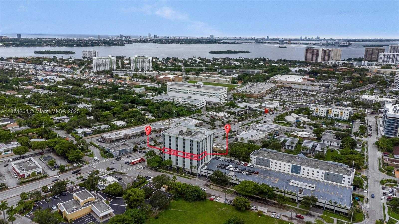 Small Image of 12550 BISCAYNE BLVD #505, North Miami Number 28
