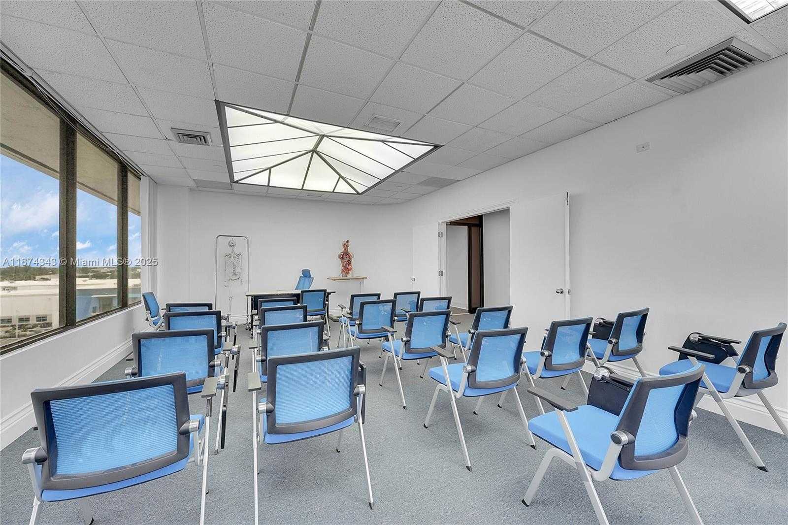 Small Image of 2328 10TH AVE N #600, Lake Worth Number 14