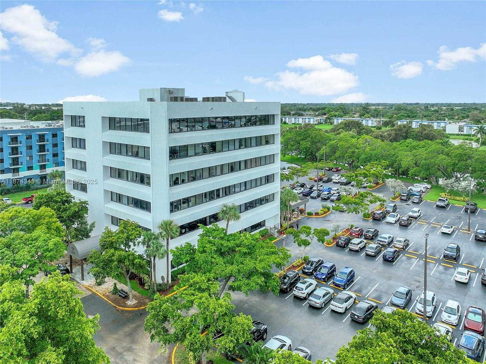 Small Image of 2328 10TH AVE N #600, Lake Worth Number 2