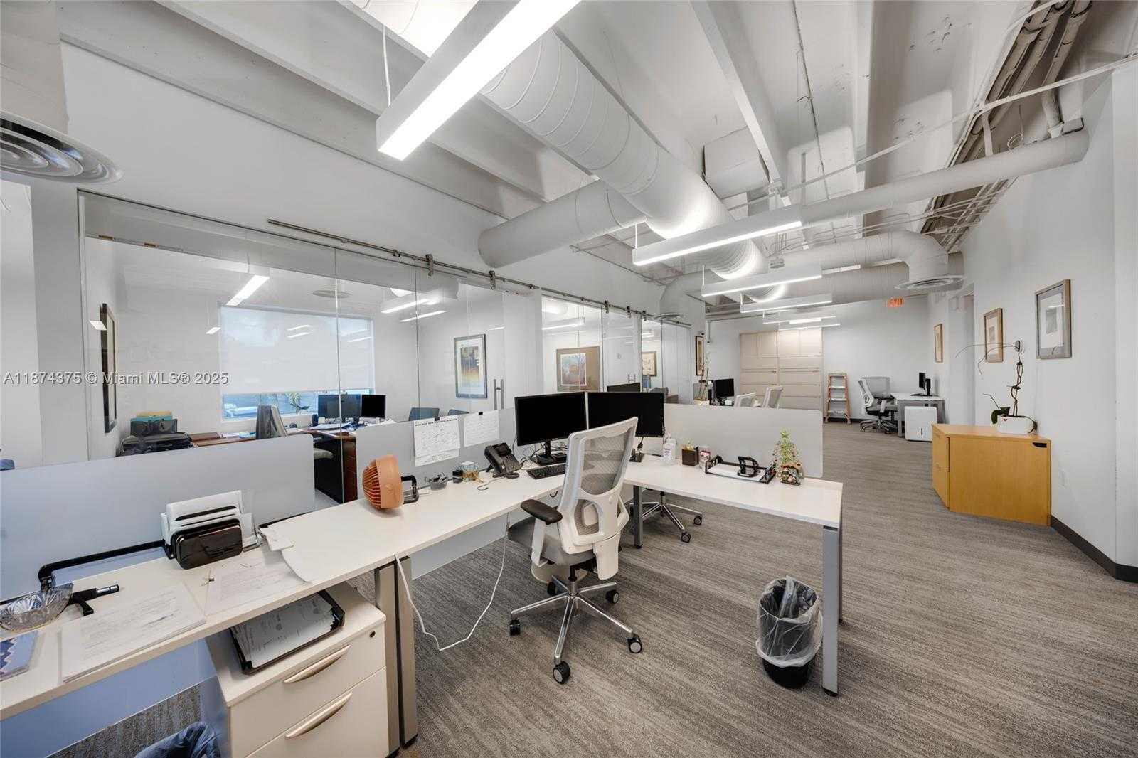 Small Image of 4725 SOUTH WEST 8TH ST, Miami Number 13