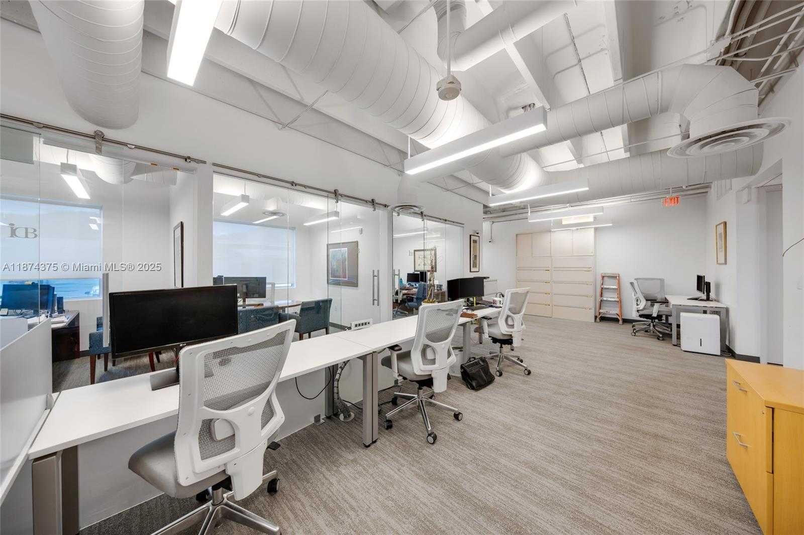 Small Image of 4725 SOUTH WEST 8TH ST, Miami Number 14