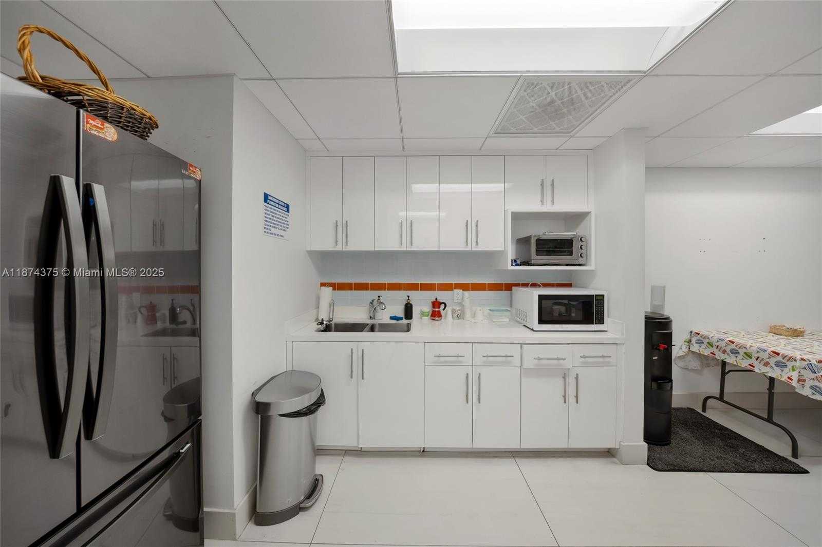 Small Image of 4725 SOUTH WEST 8TH ST, Miami Number 28