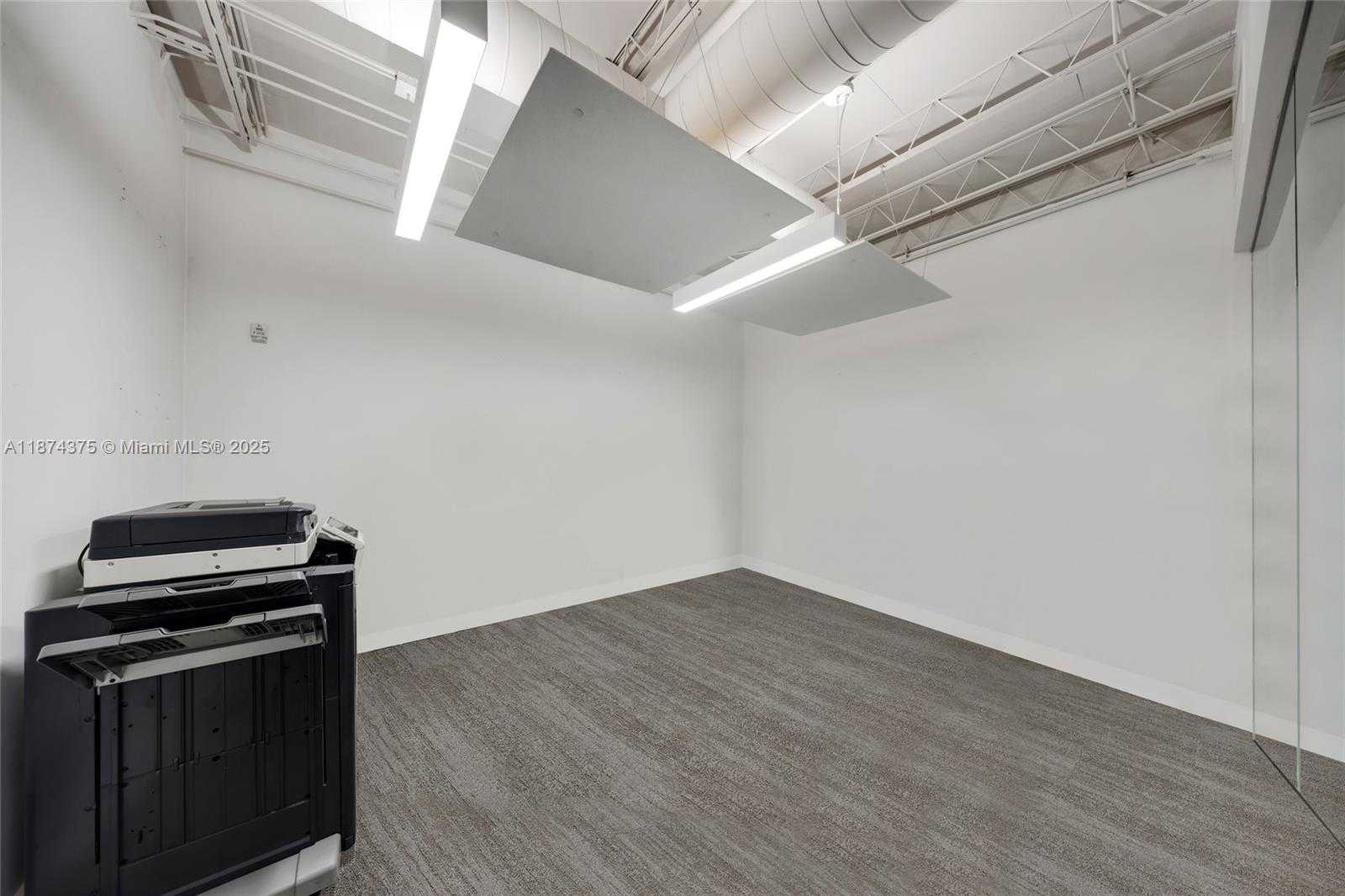 Small Image of 4725 SOUTH WEST 8TH ST, Miami Number 34