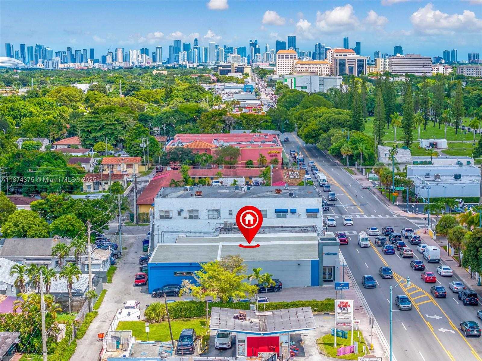 Small Image of 4725 SOUTH WEST 8TH ST, Miami Number 38