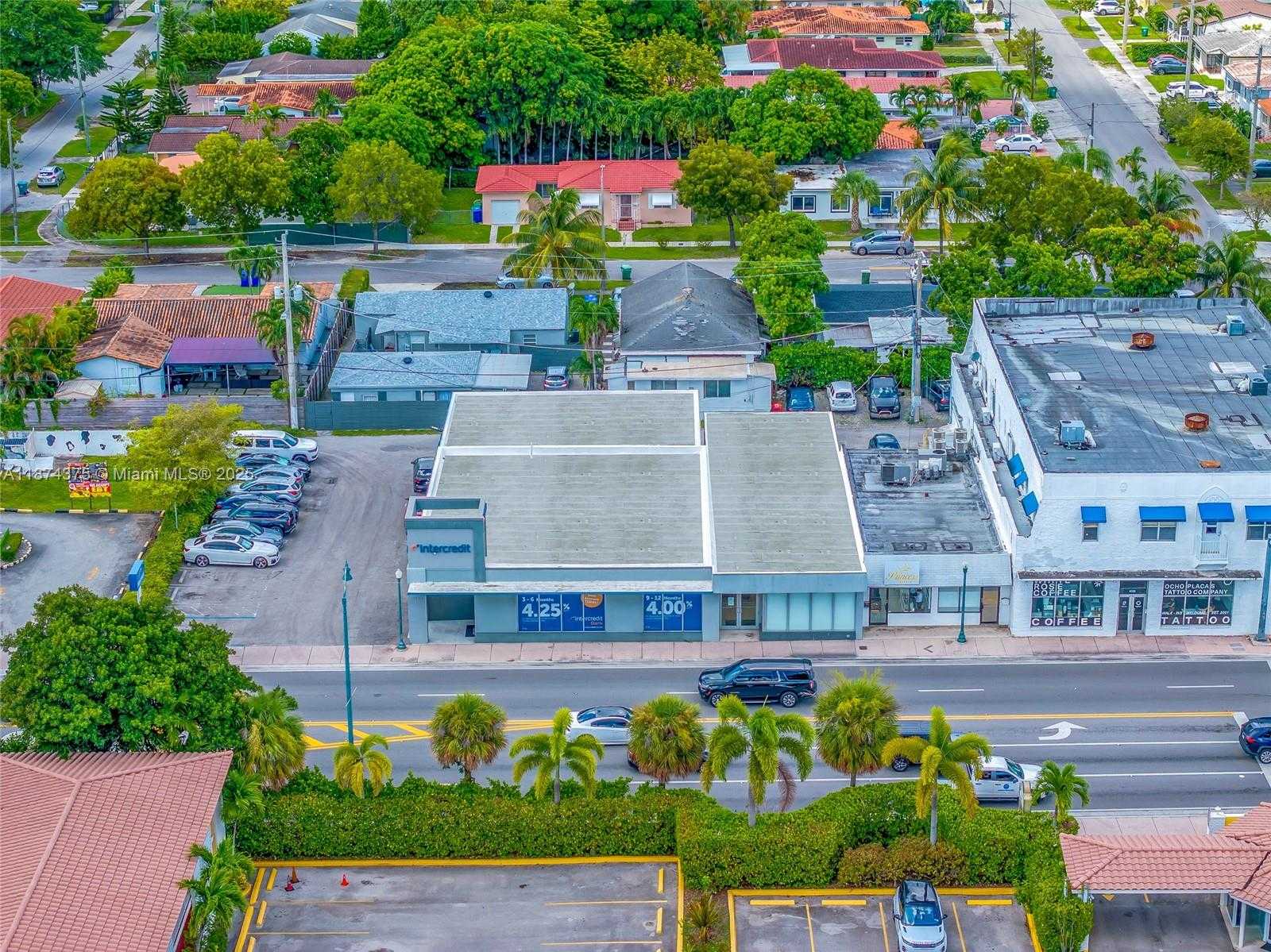 Small Image of 4725 SOUTH WEST 8TH ST, Miami Number 43