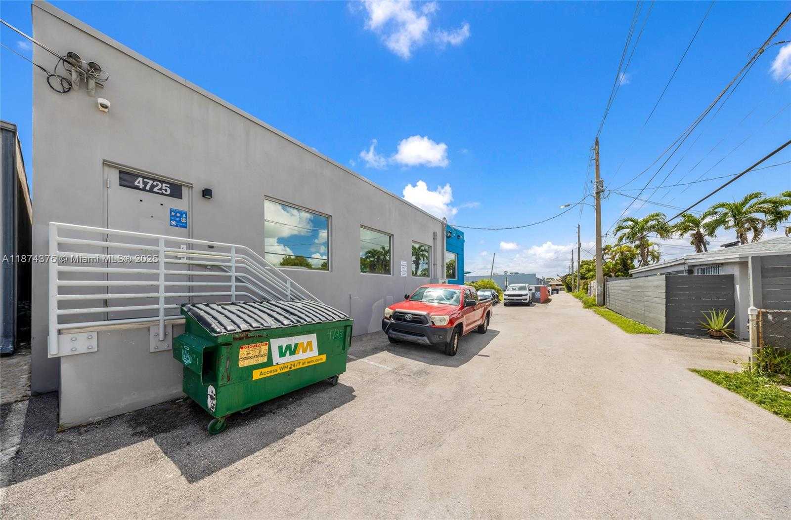 Small Image of 4725 SOUTH WEST 8TH ST, Miami Number 52
