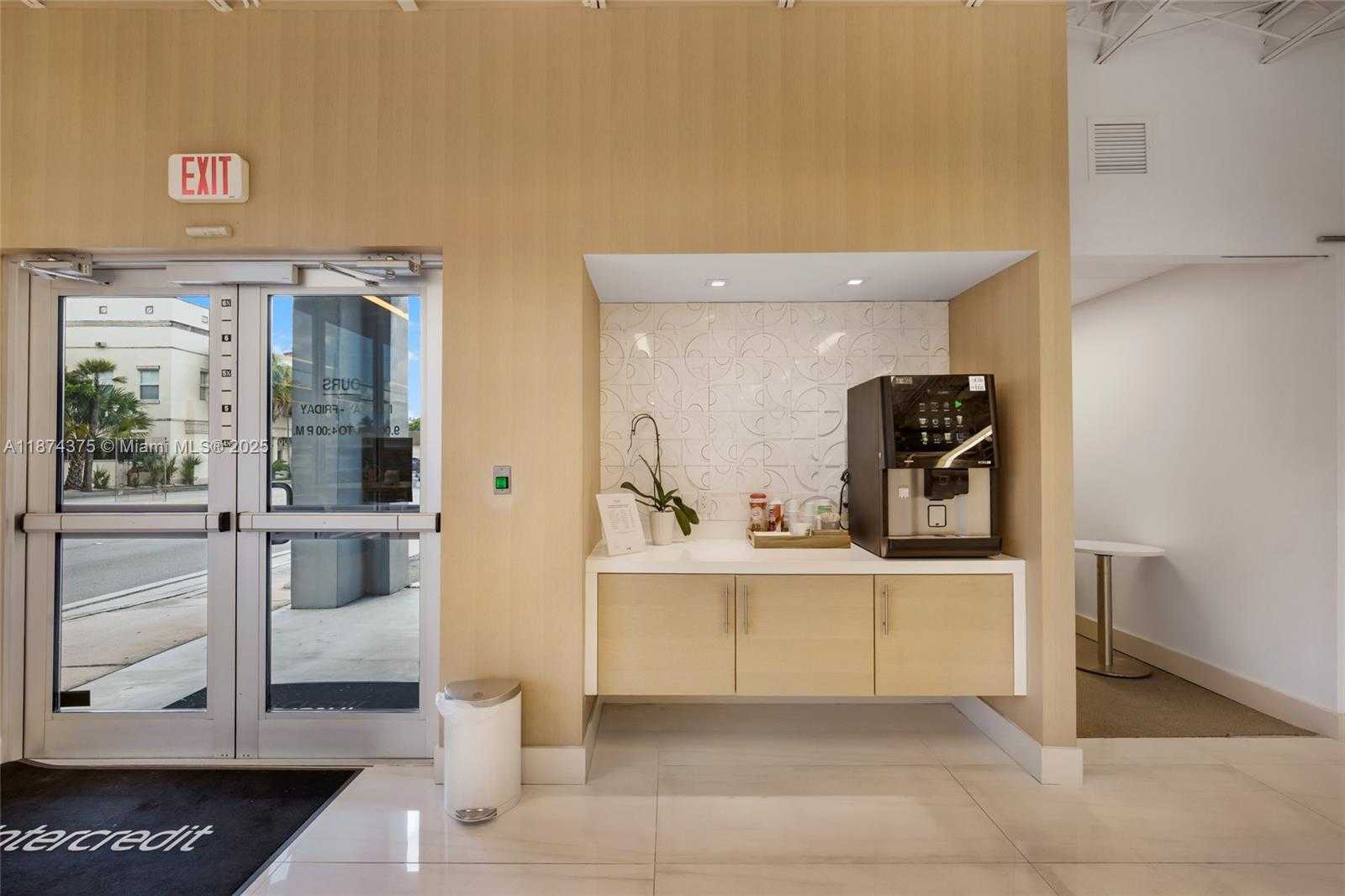 Small Image of 4725 SOUTH WEST 8TH ST, Miami Number 59