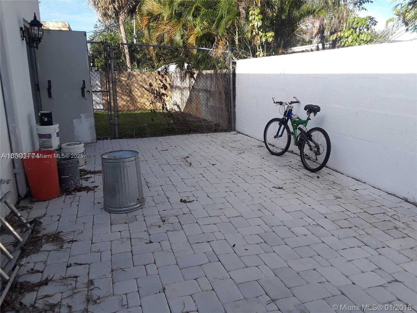 Small Image of 1512 NORTH EAST 4TH AVE, Fort Lauderdale Number 8