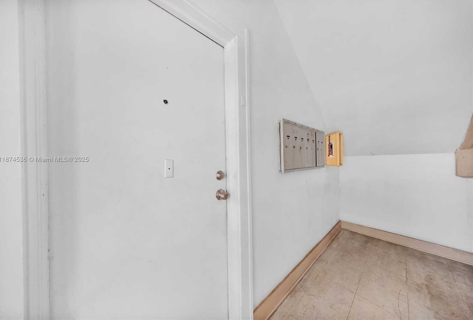 Small Image of 1520 NORTH WEST 1ST ST, Miami Number 9