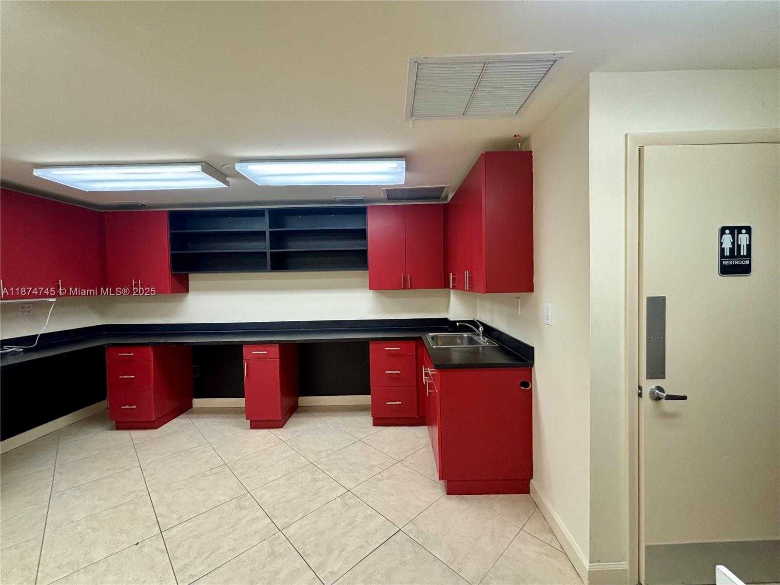 Small Image of 1767 WEST 37TH ST #14, Hialeah Number 12