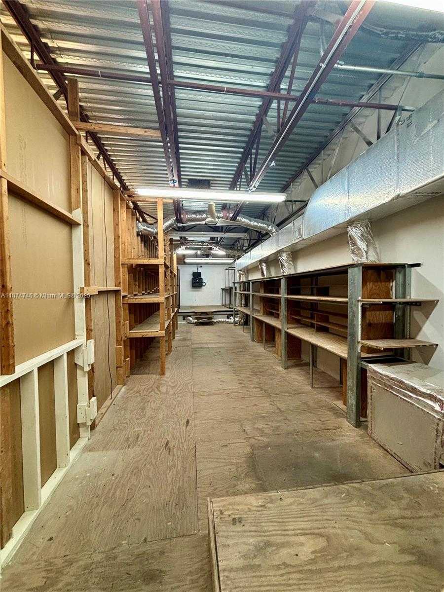 Small Image of 1767 WEST 37TH ST #14, Hialeah Number 4