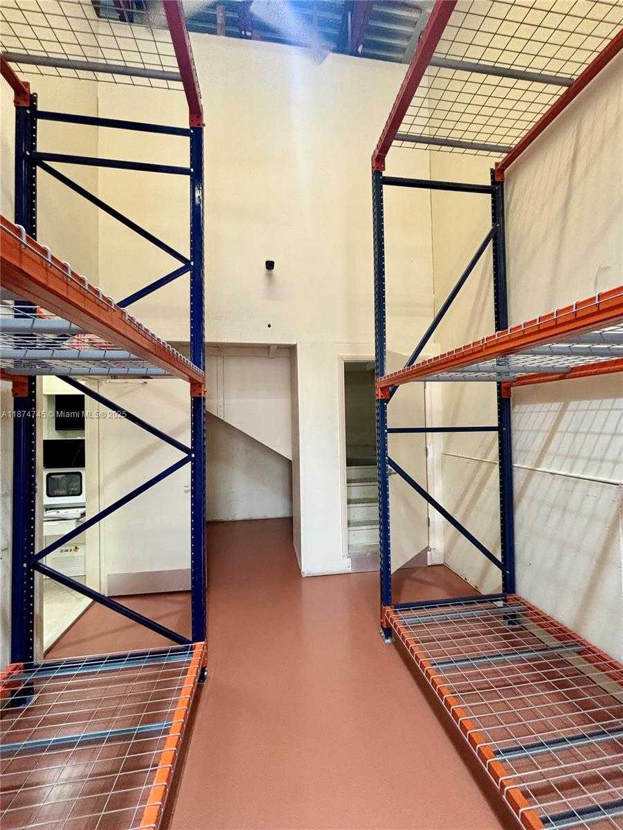 Small Image of 1767 WEST 37TH ST #14, Hialeah Number 5