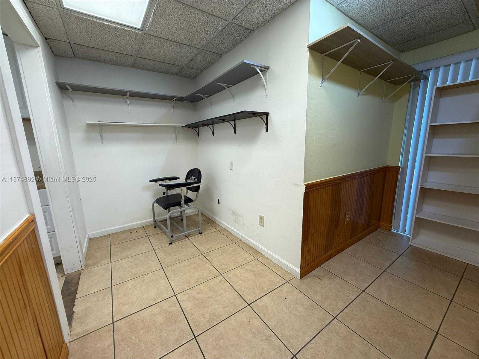 Small Image of 801 MONTEREY ST #100-101, Coral Gables Number 14