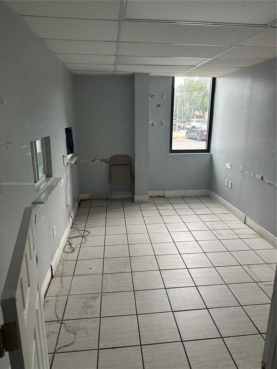 Small Image of 714 NORTH WEST 62ND STREET, Miami Number 3