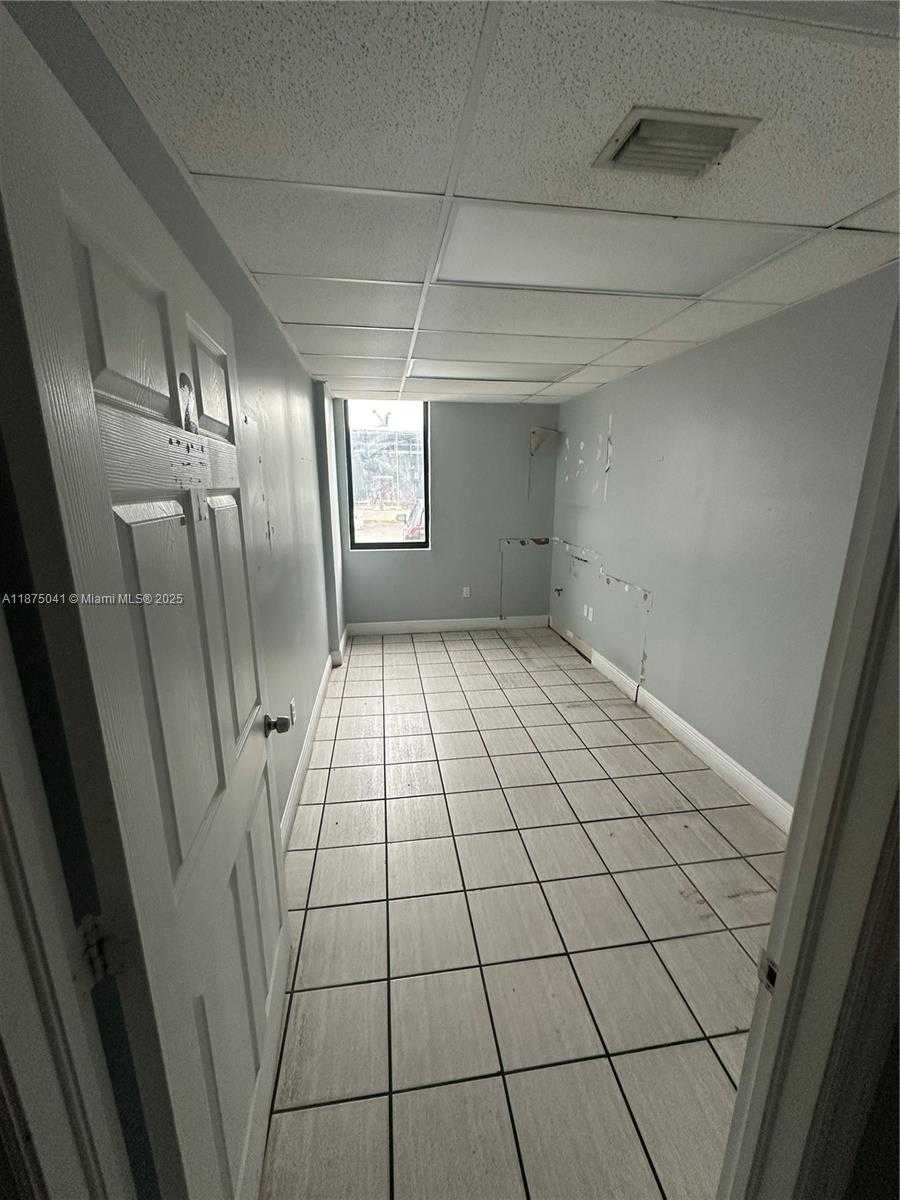 Small Image of 714 NORTH WEST 62ND STREET, Miami Number 5