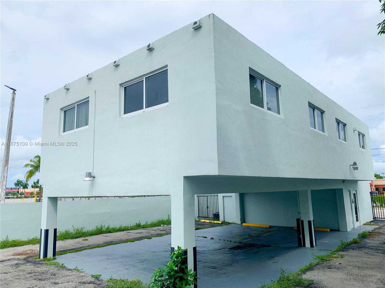 Small Image of Miami Number 2