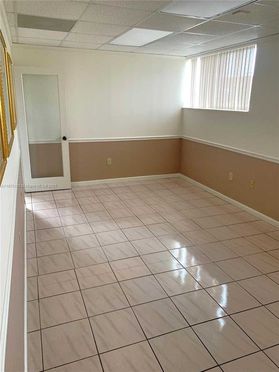 Small Image of Miami Number 5