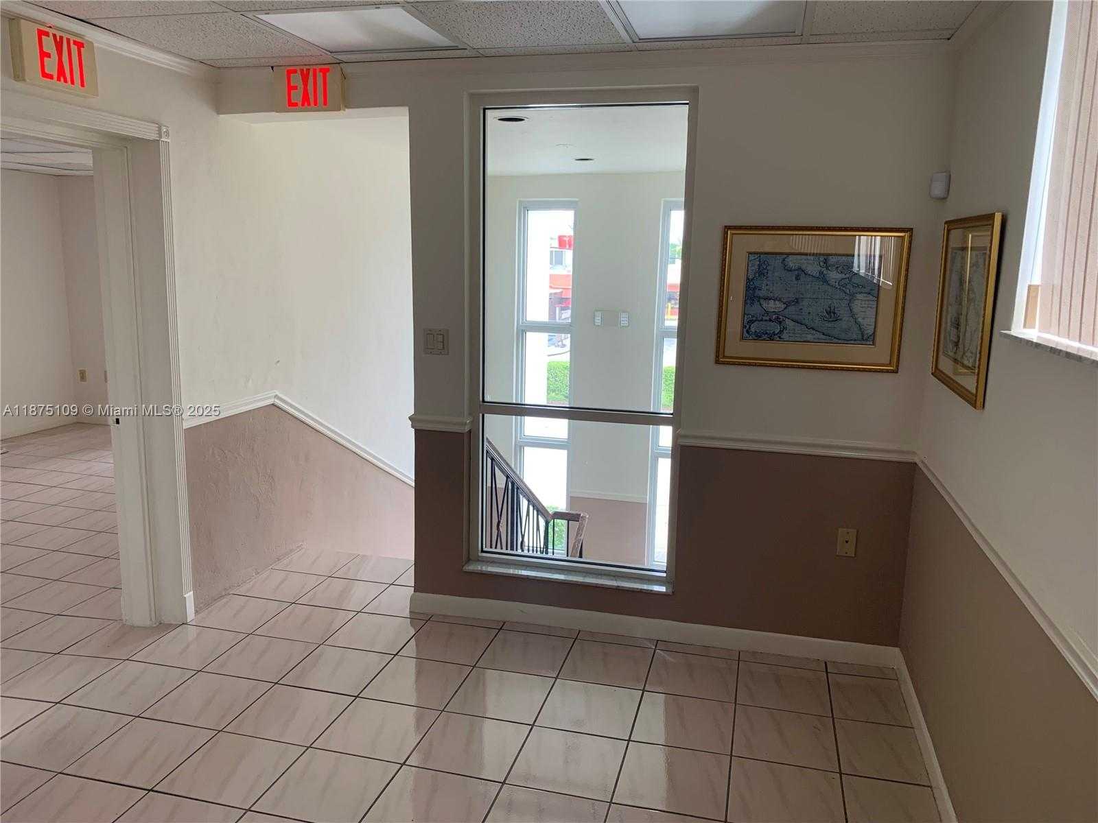 Small Image of Miami Number 7