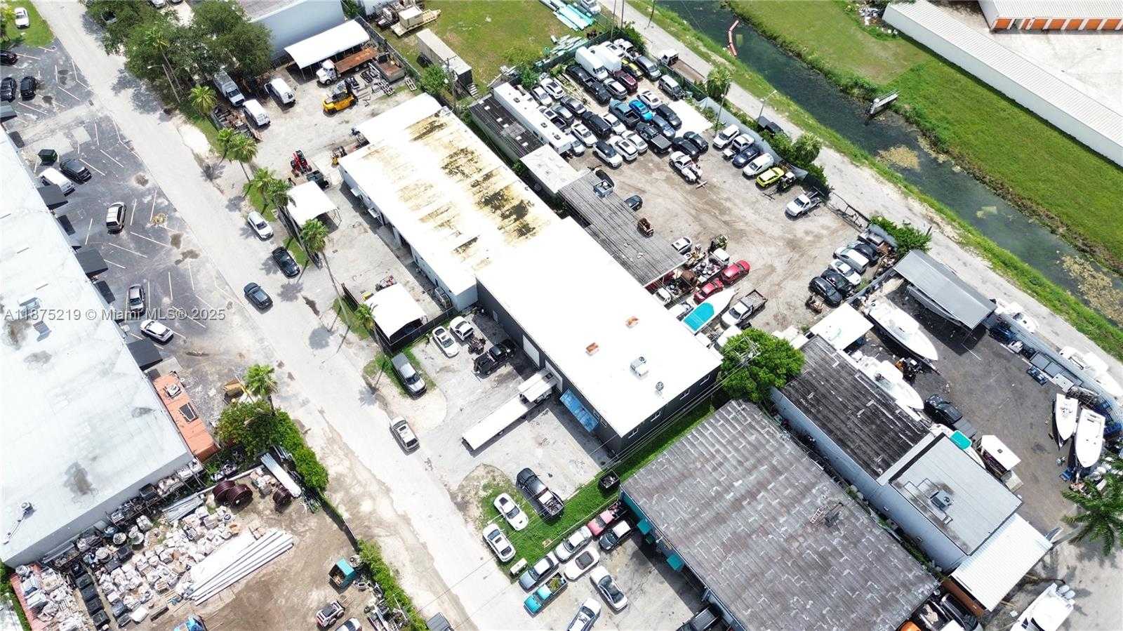 Small Image of 10460 SOUTH WEST 187TH TER, Cutler Bay Number 5