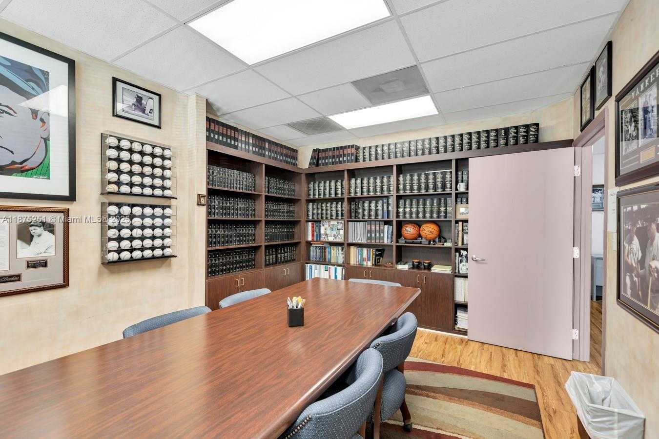 Small Image of 6181 MIAMI LAKES DR E, Miami Lakes Number 15