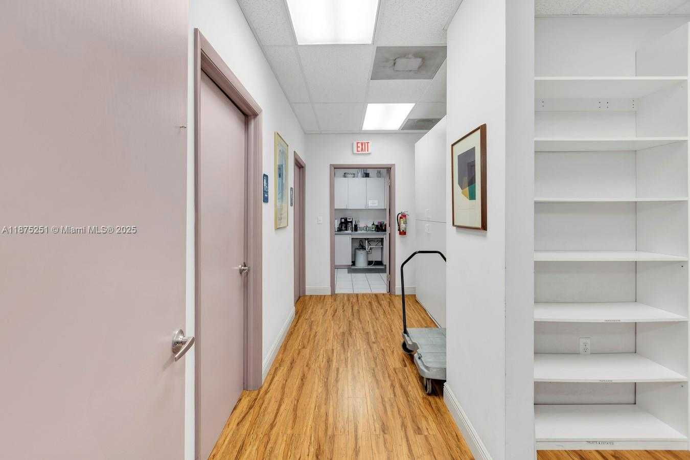 Small Image of 6181 MIAMI LAKES DR E, Miami Lakes Number 25