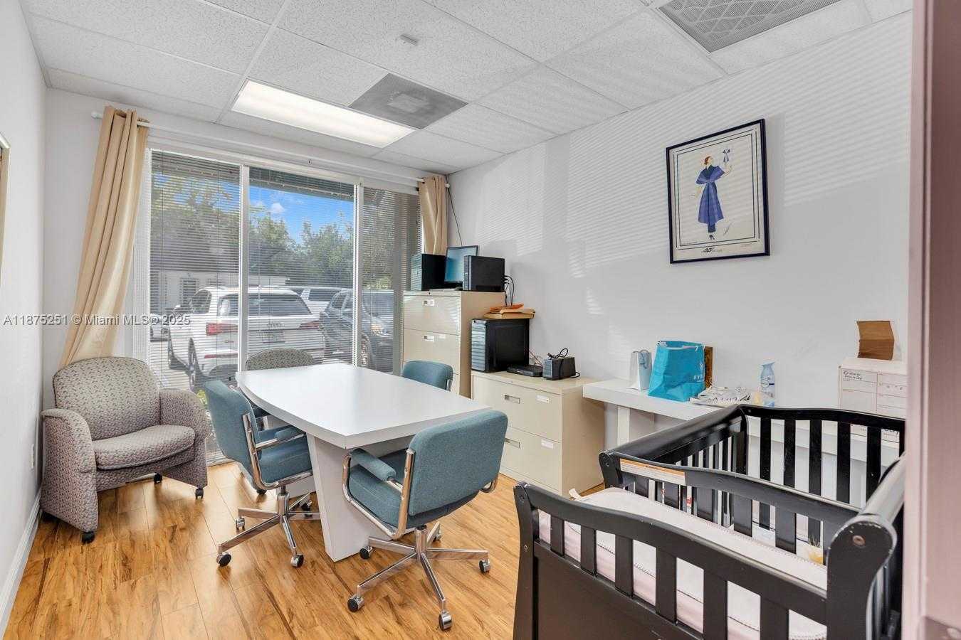 Small Image of 6181 MIAMI LAKES DR E, Miami Lakes Number 32