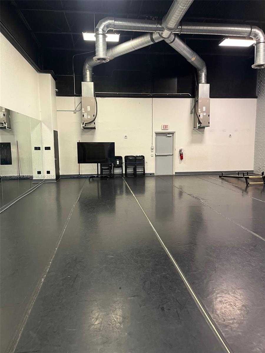 Small Image of 13260 SOUTH WEST 120TH ST #8, Miami Number 3