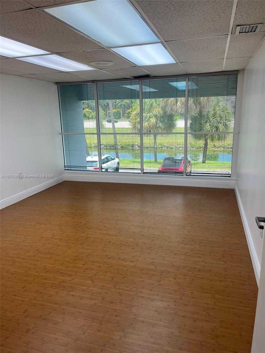 Small Image of 13260 SOUTH WEST 120TH ST #8, Miami Number 7