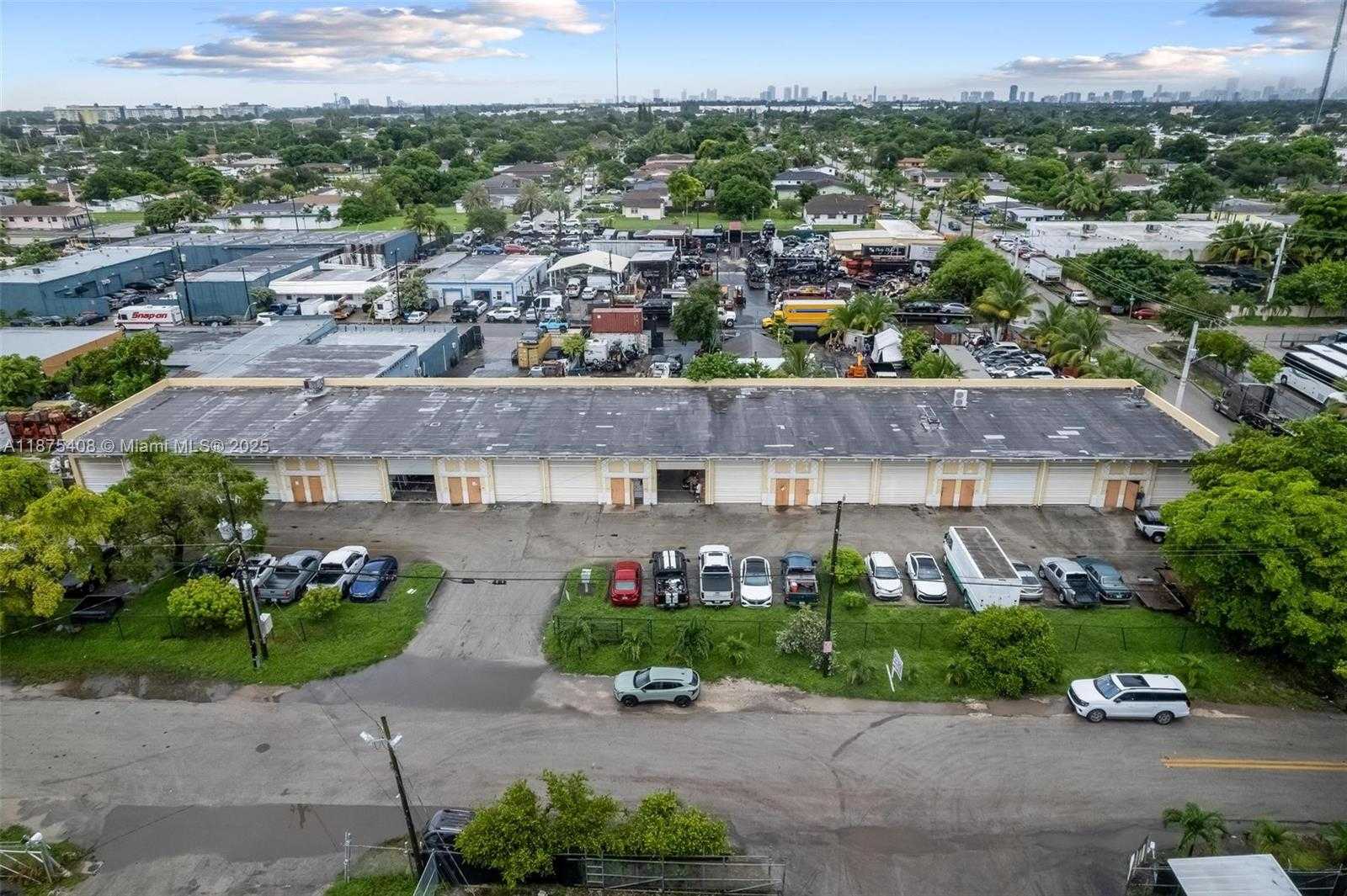 Small Image of 2201 SOUTH WEST 57TH AVE #7 (aka # 2215), West Park Number 37