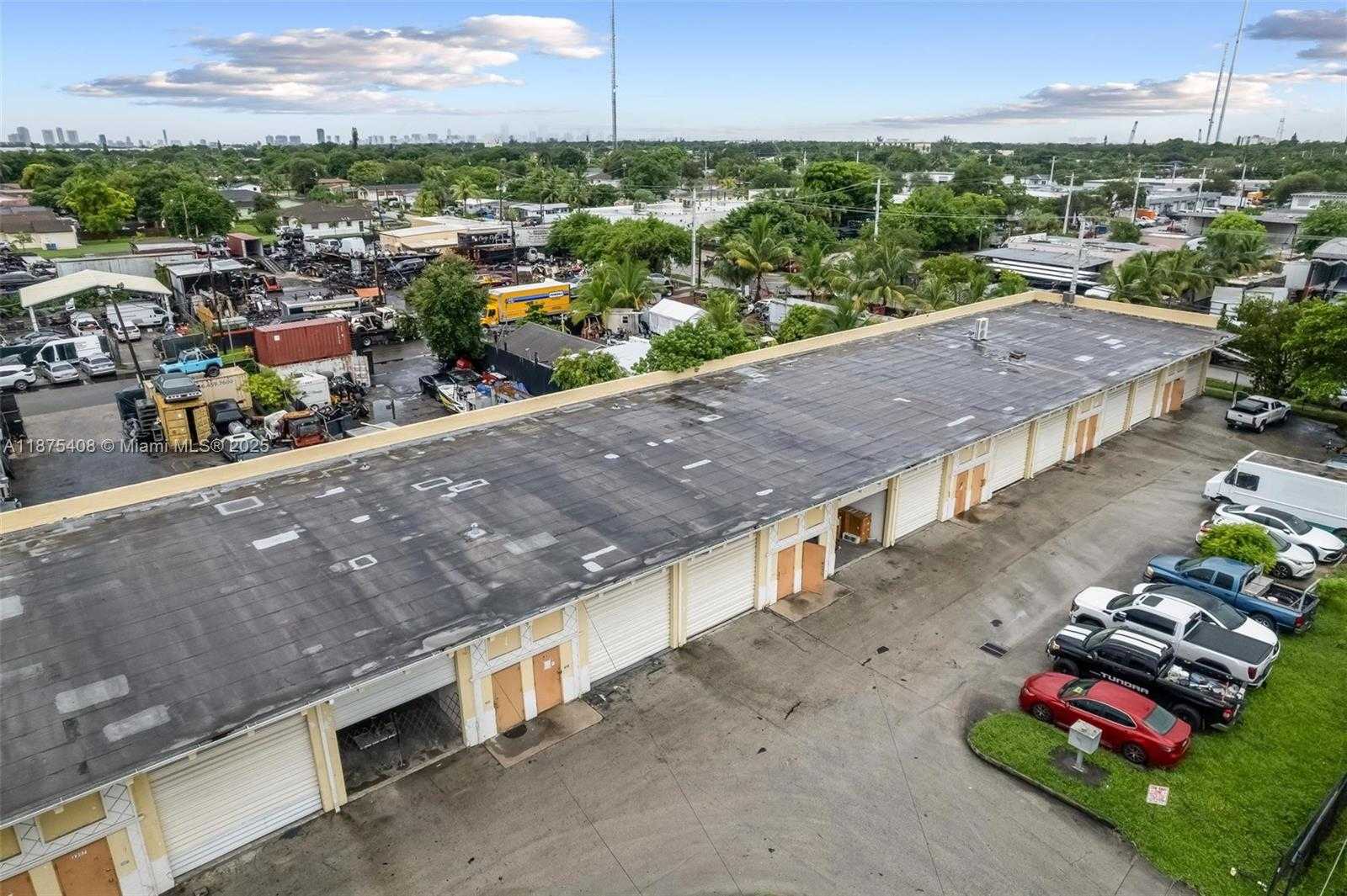Small Image of 2201 SOUTH WEST 57TH AVE #7 (aka # 2215), West Park Number 38