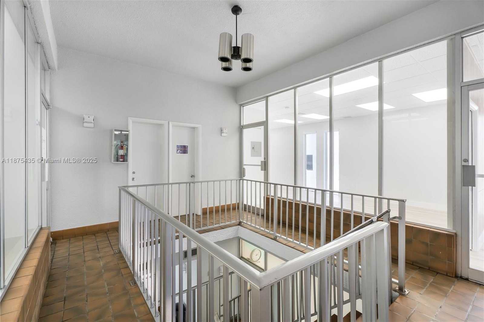 Small Image of 117 MAJORCA AVE, Coral Gables Number 22