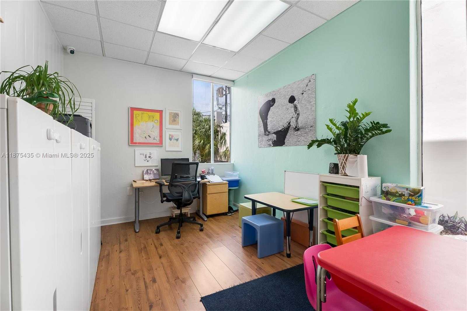 Small Image of 117 MAJORCA AVE, Coral Gables Number 32