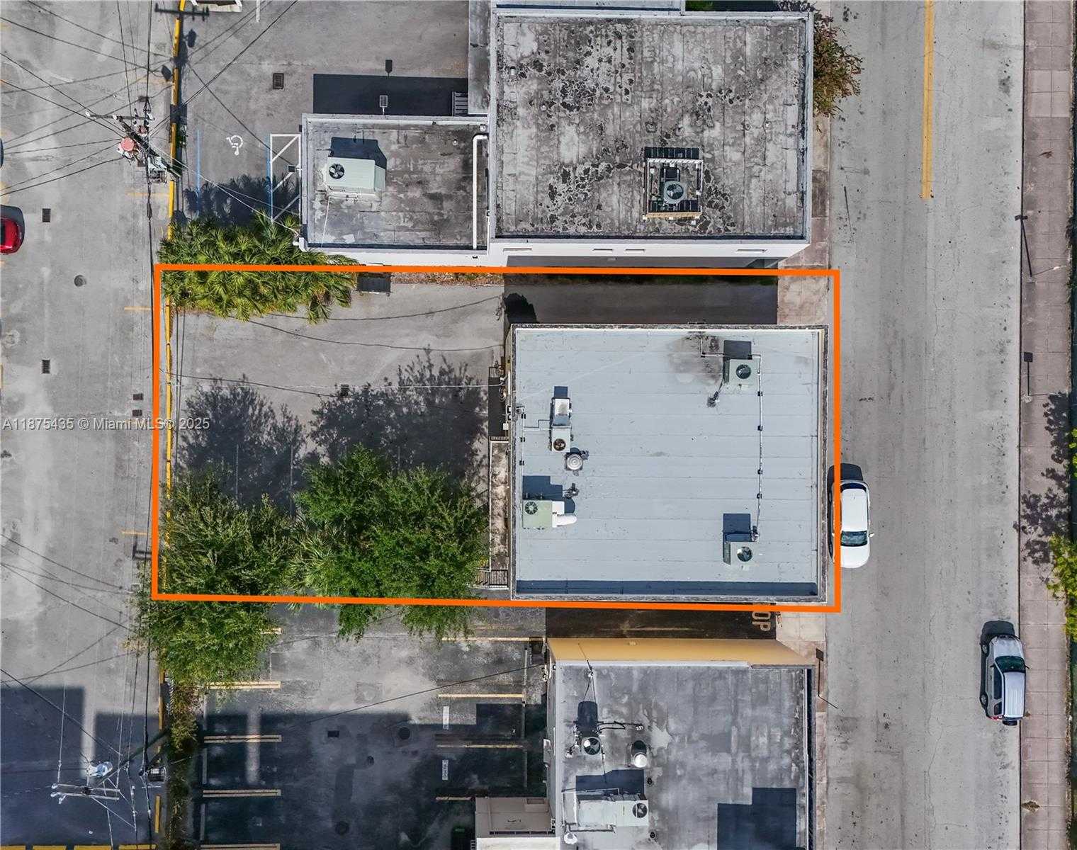 Small Image of 117 MAJORCA AVE, Coral Gables Number 9