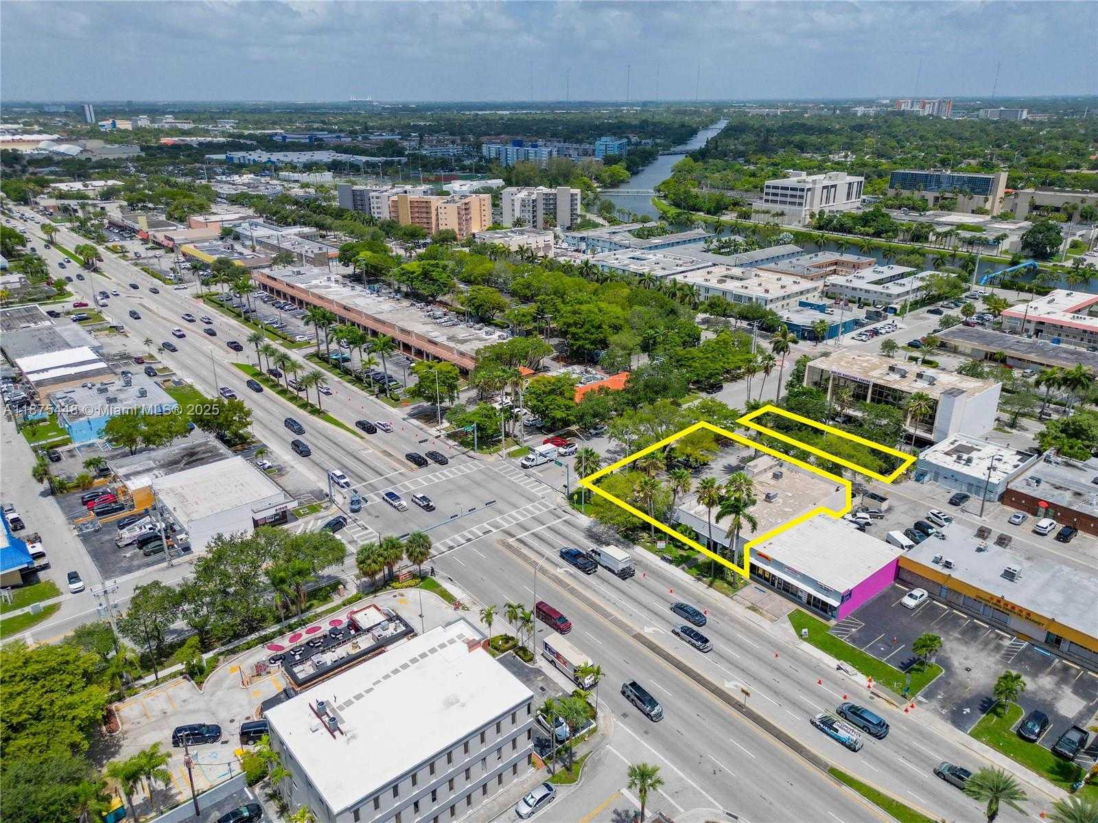 Small Image of 1813 NORTH EAST 163RD ST, North Miami Beach Number 14